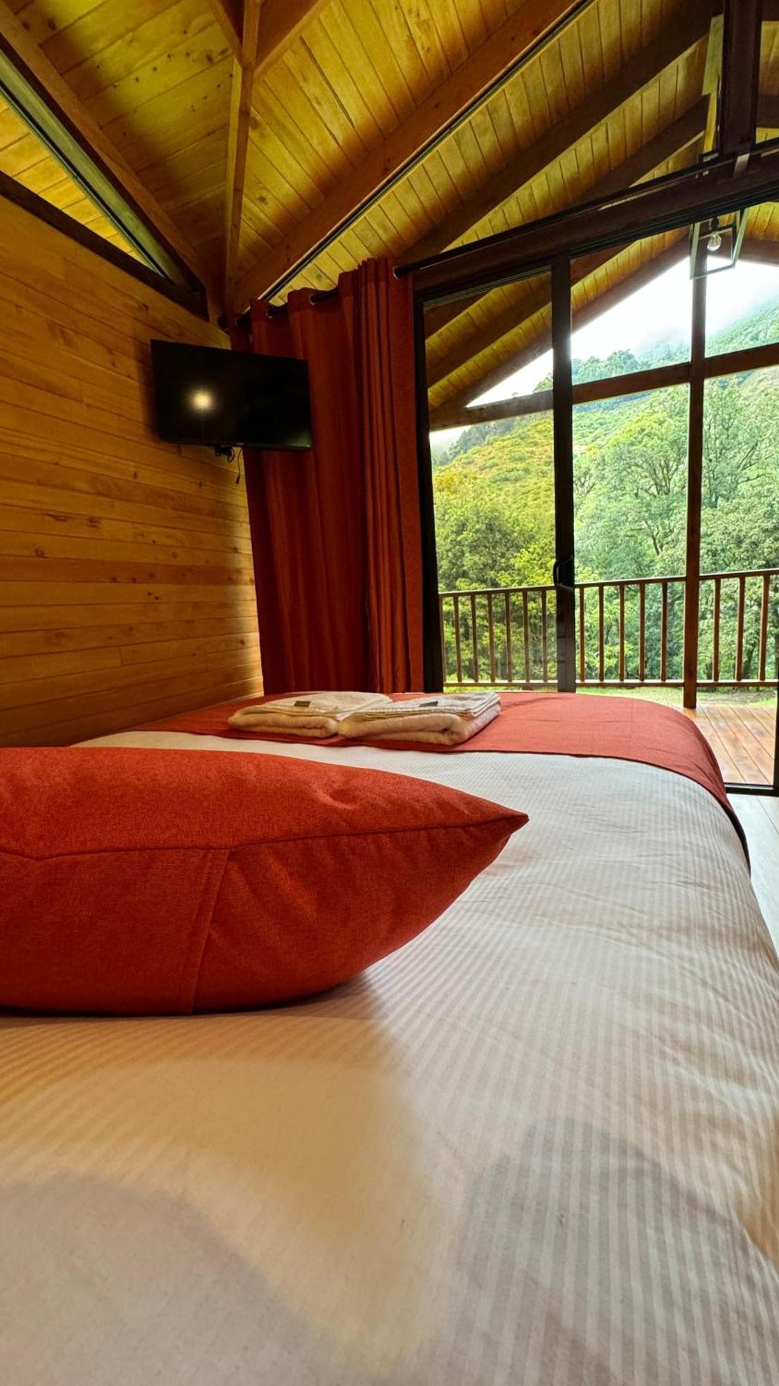 Entre Arboles Lodge San Gerardo de Dota Eksteriør bilde
